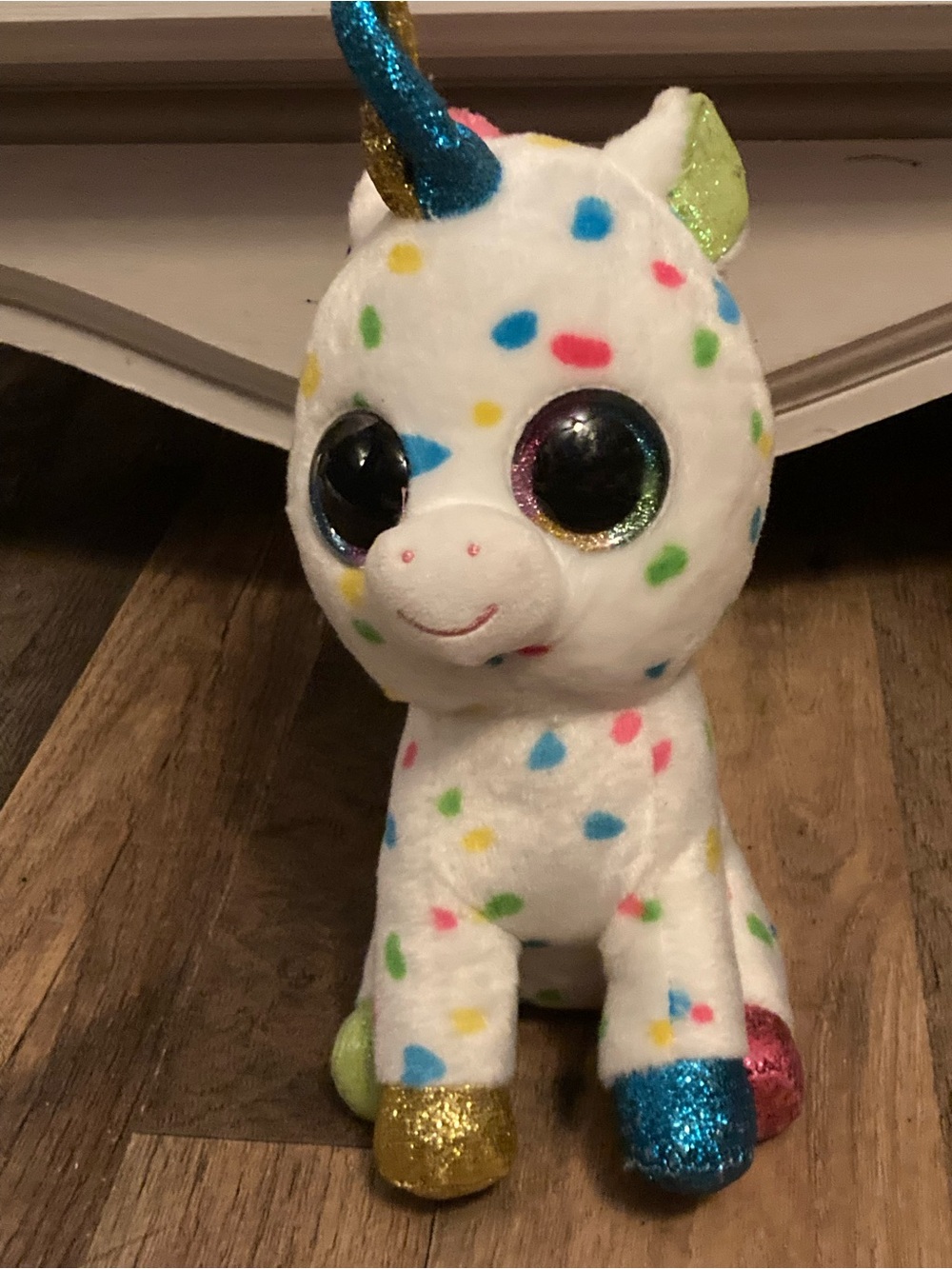 Ty White Confetti Unicorn Plush with Blue Glitter Horn and Multicolor Hooves